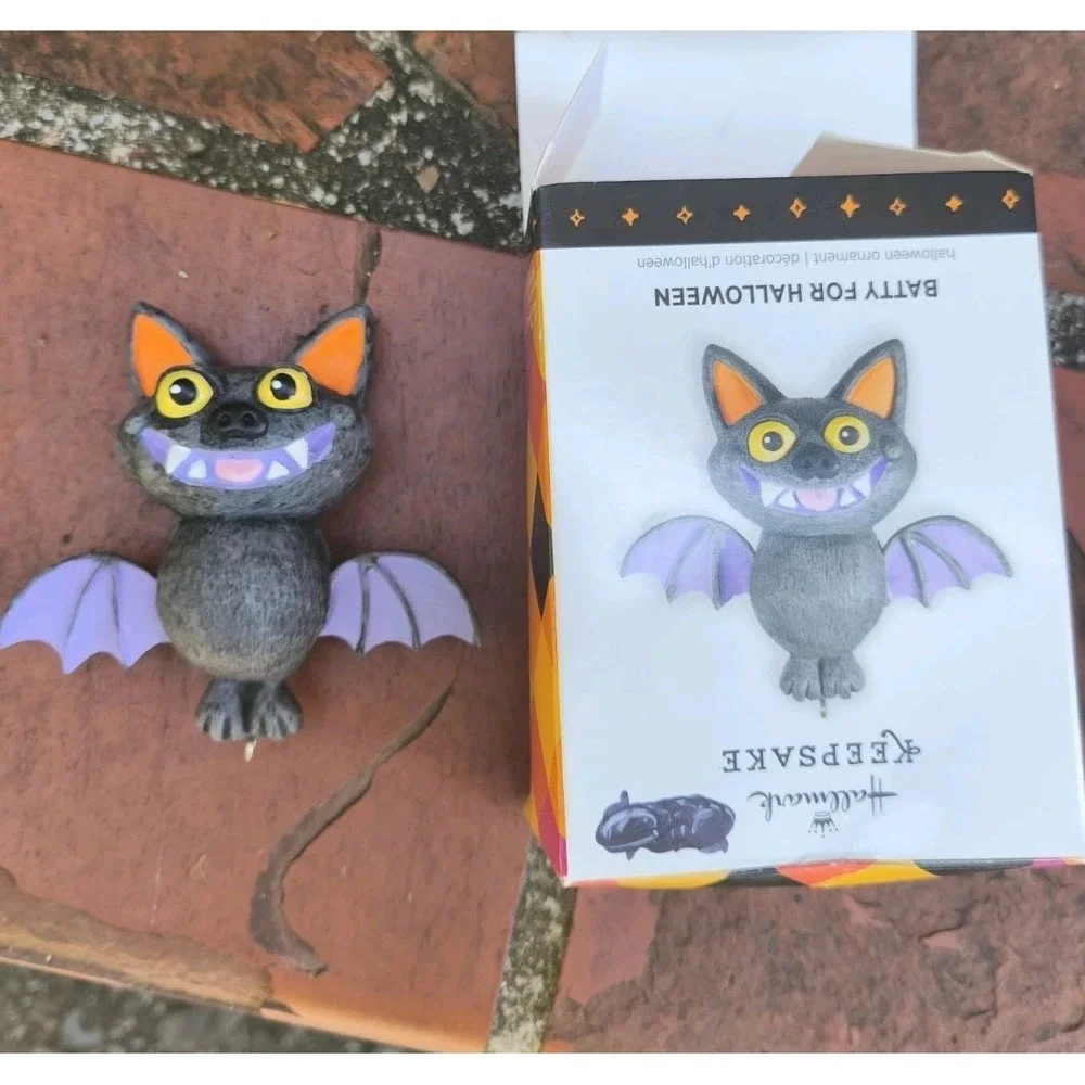 Hallmark Keepsake Ornament Halloween 2013 Cat O'Lantern With Original Box